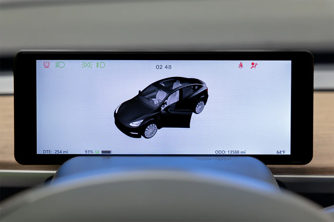 Tesla Model 3 & Y MSX-CP7 Driver View Touchscreen LCD – Apple CarPlay & Android Auto